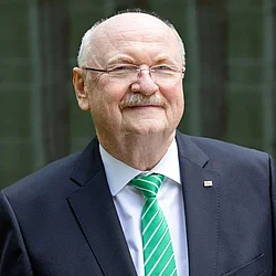 Prof. Dr. med. Michael Peter Manns