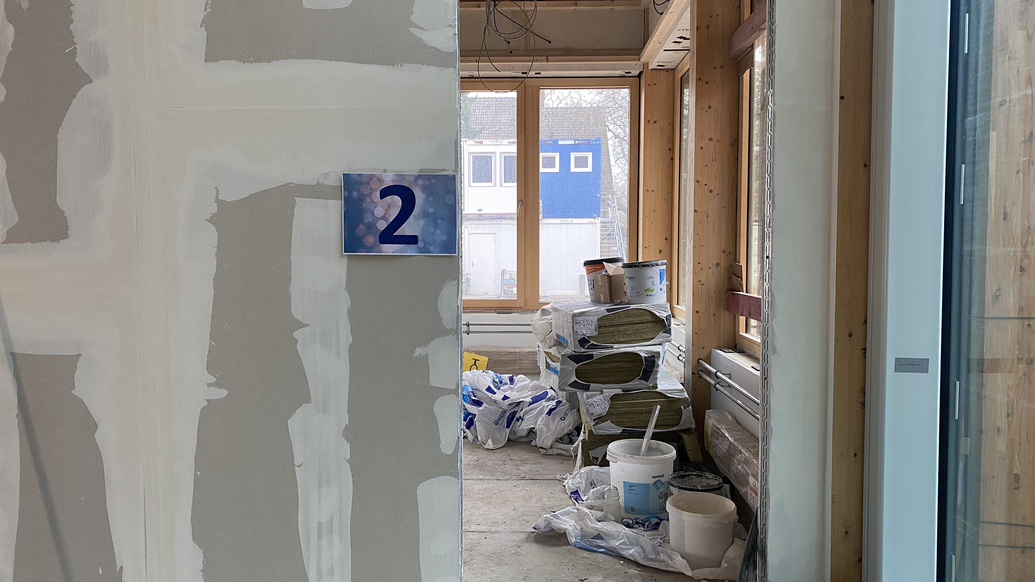 Türrahmen mit Nummer 2